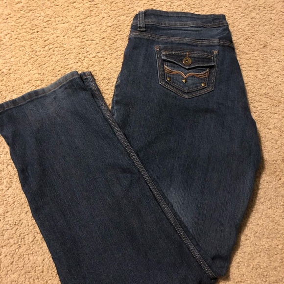 Jeans - Picture 4 of 4